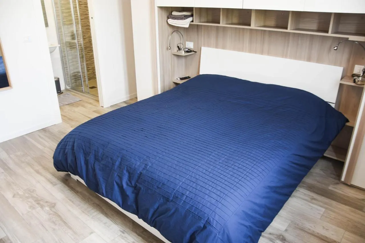 Bologna Accommodation - Fiera - Self Checkin - 24H 0*,  Włochy