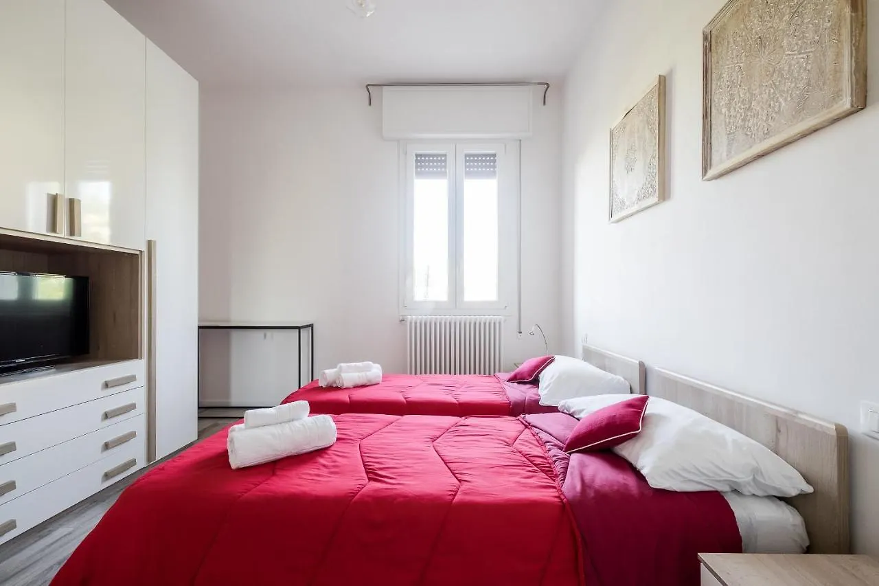 Bologna Accommodation - Fiera - Self Checkin - 24H Apartament