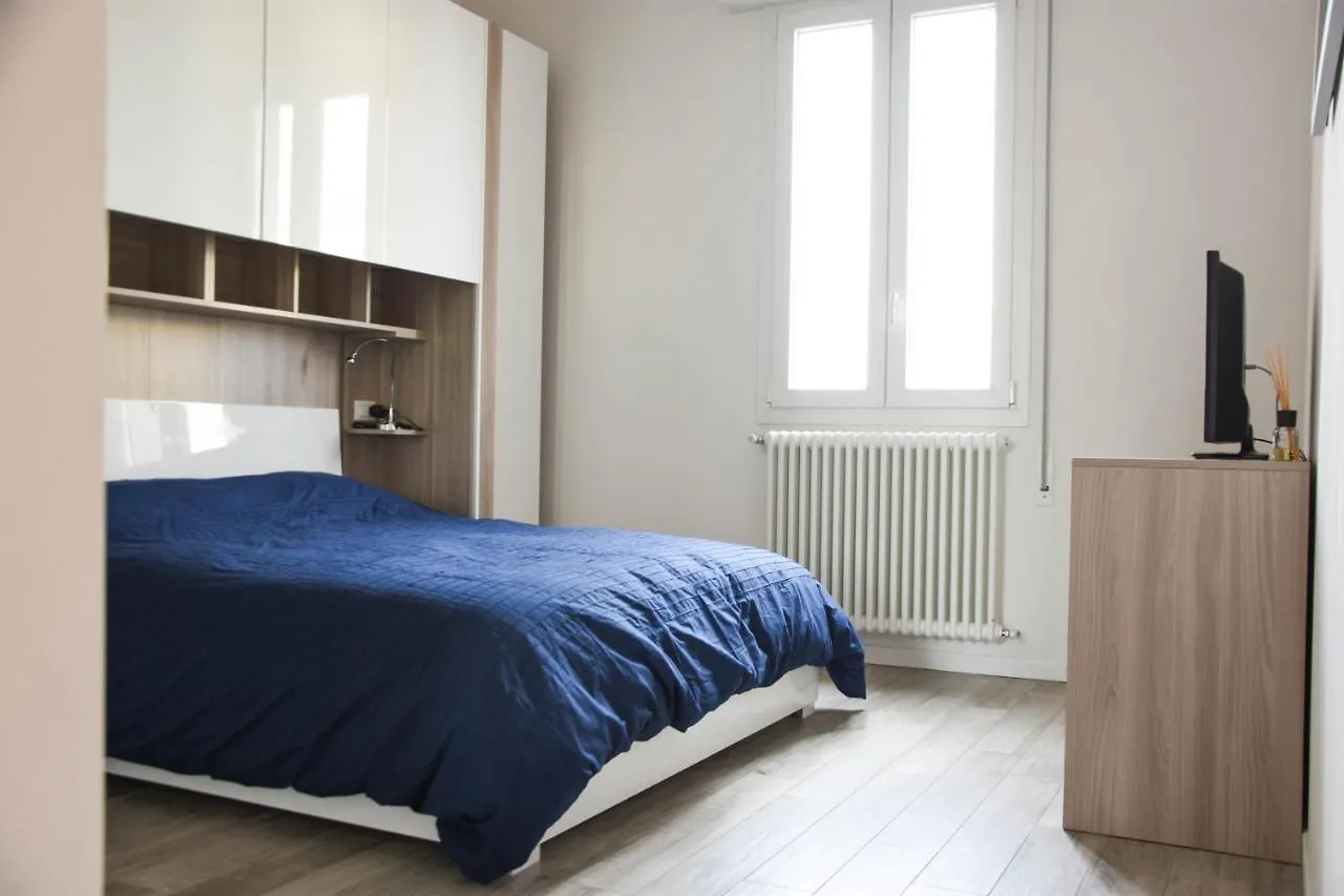 Bologna Accommodation - Fiera - Self Checkin - 24H Апартаменты