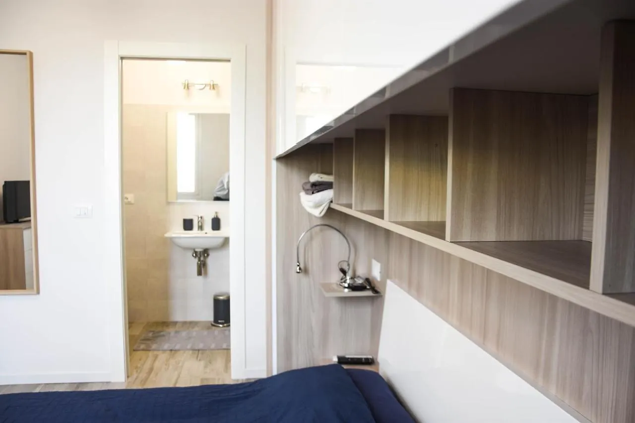 Апартаменты Bologna Accommodation - Fiera - Self Checkin - 24H Италия
