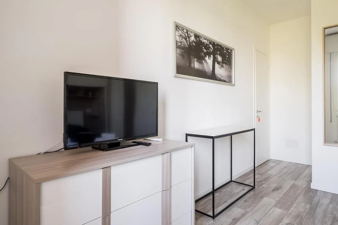 Bologna Accommodation - Fiera - Self Checkin - 24H Апартаменты