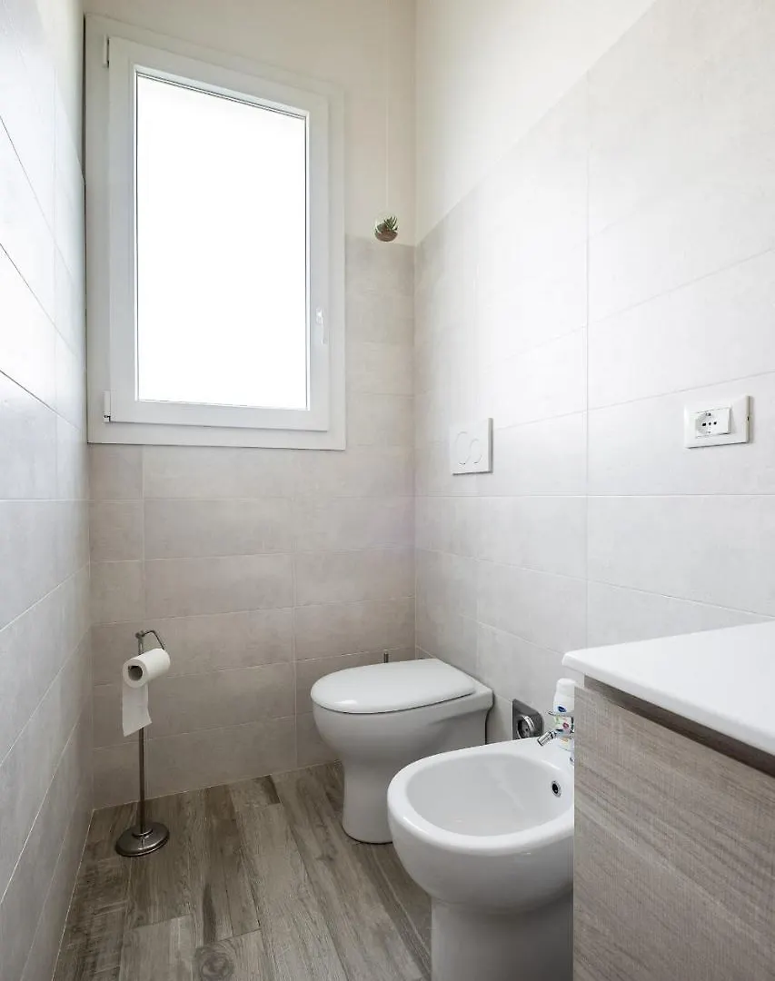 Апартаменты Bologna Accommodation - Fiera - Self Checkin - 24H