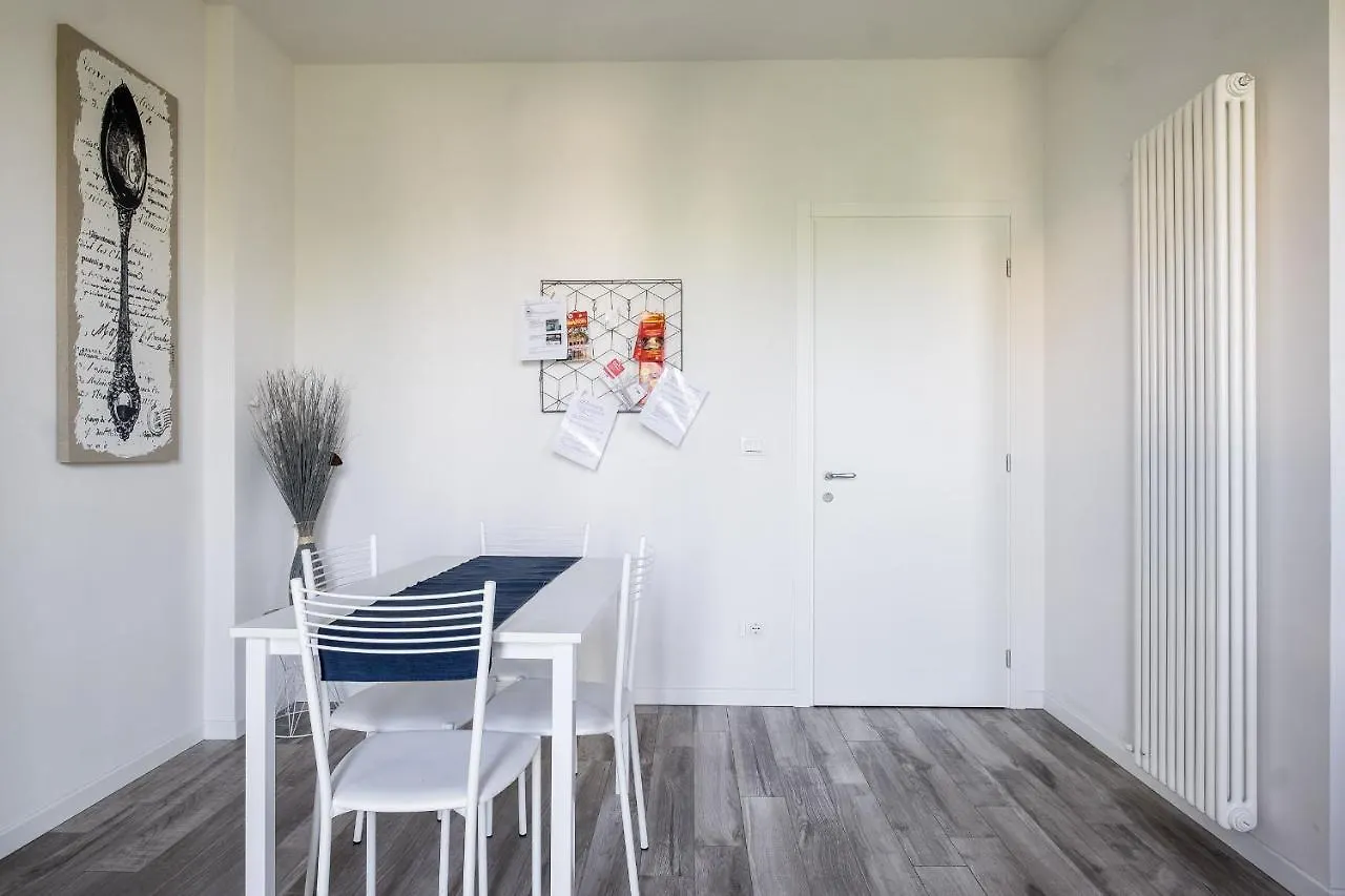Bologna Accommodation - Fiera - Self Checkin - 24H Италия
